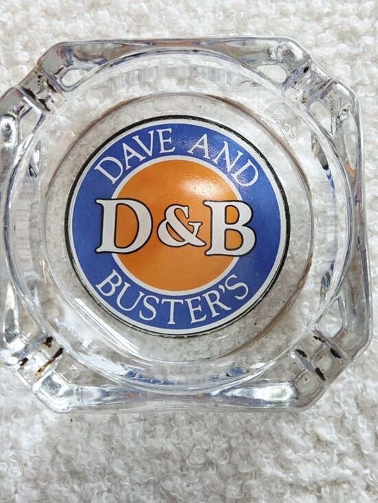 Dave And Busters Other - Vintage Dave & Buster’s Glass Ashtray D&B Logo Restaurant Bar Arcade Memorabilia